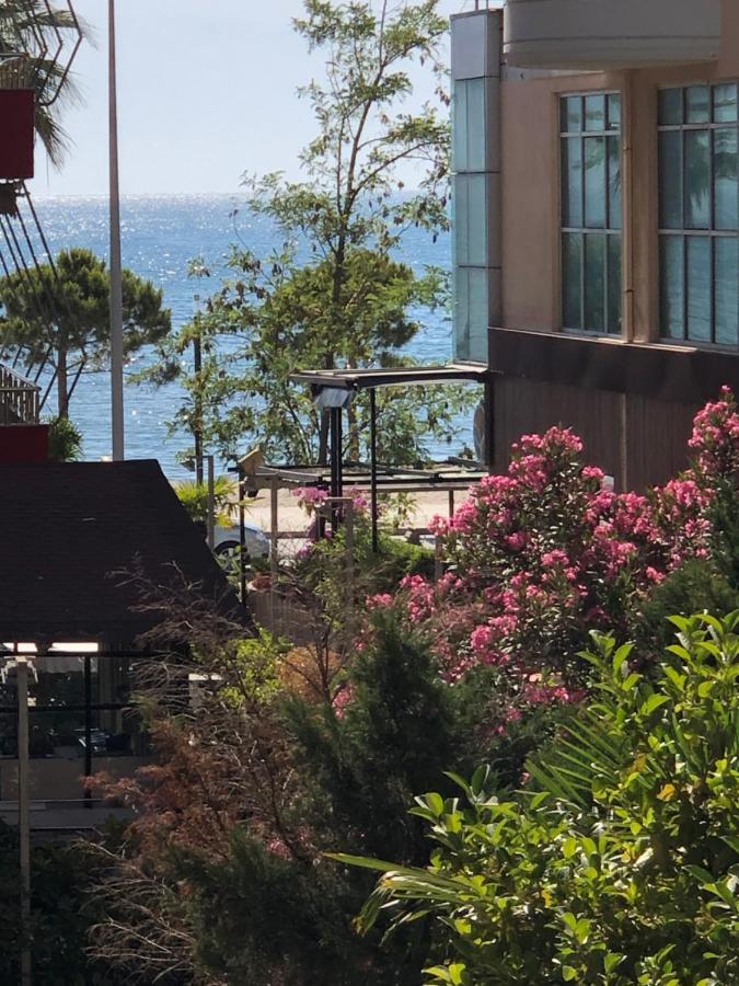 Lungomare Apartment Vlore Luaran gambar